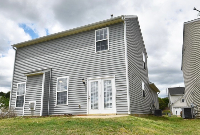 property at 305 Cline Falls Dr