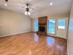 788 Robin Ct in Springtown, TX - Building Photo - Building Photo