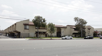 Liberty Tree Apartments in Garden Grove, CA - Building Photo - Building Photo