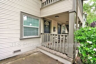 1233 V St in Sacramento, CA - Building Photo - Building Photo