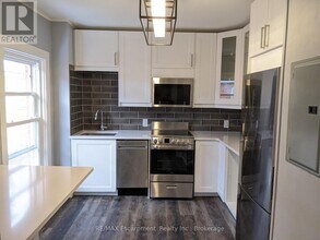 158-158 James St in St Catharines, ON - Building Photo - Building Photo