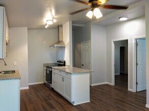 710 Virginia Blvd in San Antonio, TX - Building Photo - Building Photo