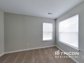 1621 Bridgecreek Crossing in Greenwood, IN - Building Photo - Building Photo