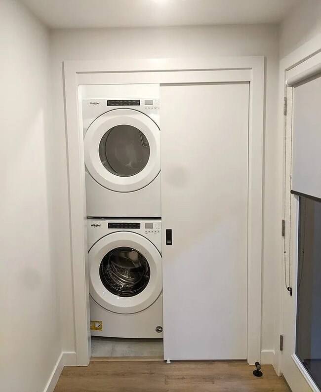 property at 2719-27128 28 Ave SW