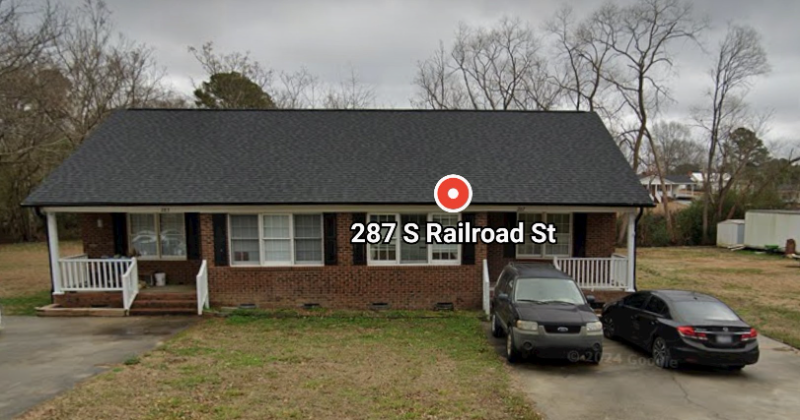 287 S Railroad St in Coats, NC - Building Photo