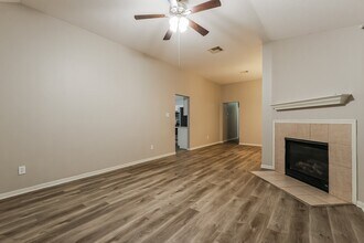 16924 Tableland Trail in Conroe, TX - Building Photo - Building Photo