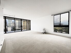 250 ?Ohua Ave in Honolulu, HI - Building Photo