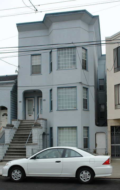 362 4th Ave in San Francisco, CA - Building Photo