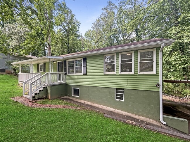 property at 4620 Sequoia Cir