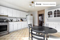 123 Washington St photo'