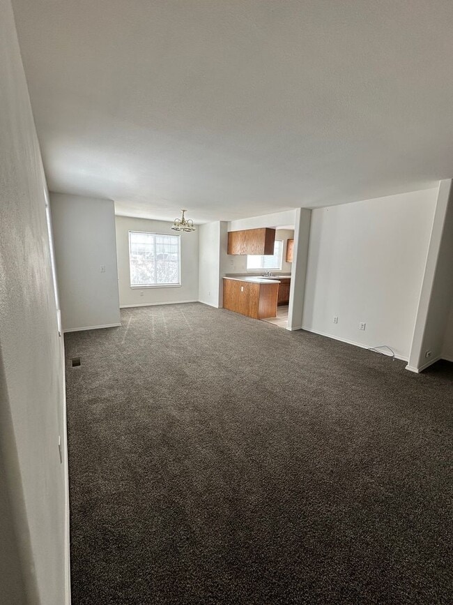 5676 Annie St in Bozeman, MT - Building Photo - Building Photo