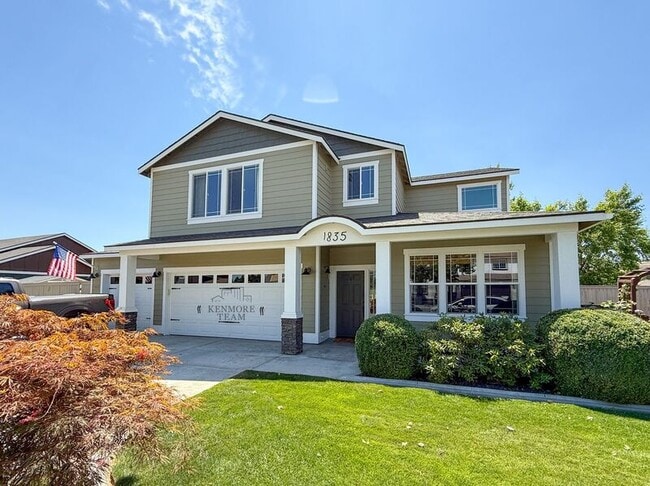 property at 1835 Sagewood Loop