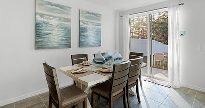 Westbridge Cove Rental Homes in Spring Hill, FL - Foto de edificio - Building Photo