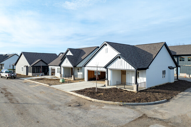 Sovereign Village in London, OH - Building Photo - Building Photo