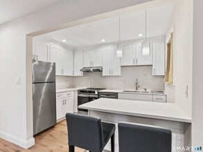 92 Wilton Crest Rd in Wilton, CT - Building Photo - Building Photo