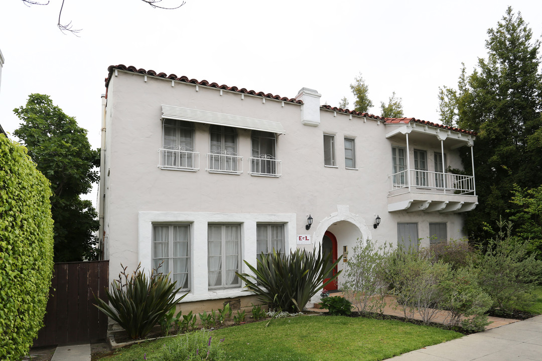 237 S Elm Dr in Beverly Hills, CA - Building Photo