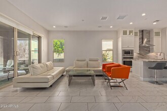 18030 N 66th Pl in Phoenix, AZ - Building Photo - Building Photo