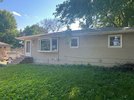 7534 4th St NE in Fridley, MN - Building Photo