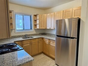 62 Hiddink St in Sayville, NY - Building Photo - Building Photo