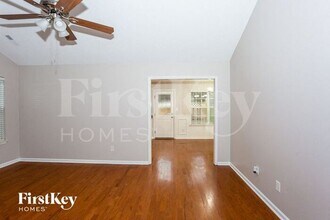 8507 Redstone View Dr in Charlotte, NC - Foto de edificio - Building Photo