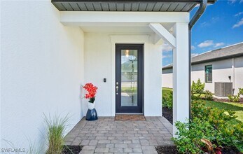 20250 Napa Loop in Estero, FL - Building Photo - Building Photo