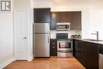 23 Sheppard Ave E in Toronto, ON - Building Photo - Building Photo