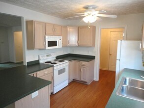 9244 Sawgrass Dr in Miamisburg, OH - Building Photo - Building Photo