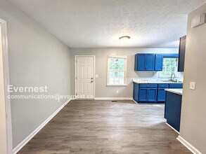 198 Poplar Point Dr in Carrollton, GA - Building Photo - Building Photo