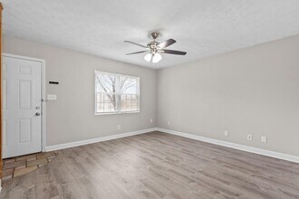 416 Northdale Ct in Lawrenceville, GA - Foto de edificio - Building Photo