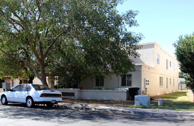 846-858 N Revere in Mesa, AZ - Building Photo - Building Photo