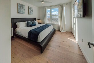 320 N 490 W in Salt Lake City, UT - Building Photo - Building Photo