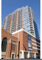 1600 S Prairie Ave, Unit 904 in Chicago, IL - Building Photo