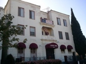 Heliotrope Apartments in Los Angeles, CA - Building Photo - Building Photo