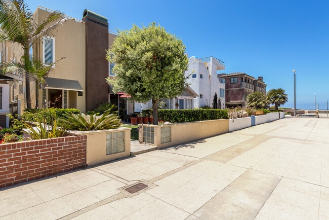 property at 34 4th St