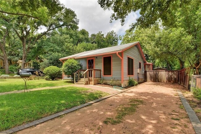 3306 Hemlock Ave in Austin, TX - Building Photo - Building Photo