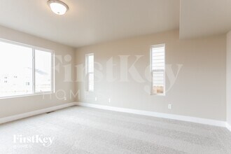 10616 Horton Dr in Colorado Springs, CO - Foto de edificio - Building Photo