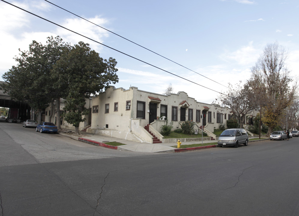 3100-3114 London St in Los Angeles, CA - Building Photo