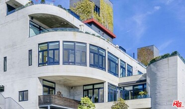 17351 W Sunset Blvd in Los Angeles, CA - Building Photo - Building Photo