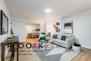 6337 10th Ave in Los Angeles, CA - Building Photo