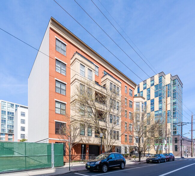 Fields Crossing in Hoboken, NJ - Building Photo - Building Photo