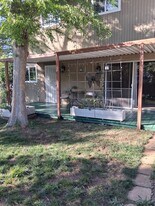 770 Haines Ct, Unit Studio A in Auburn, CA - Building Photo