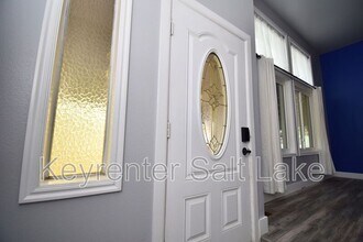 6131 Misty Way in Kearns, UT - Building Photo - Building Photo