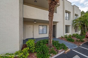 200 International Dr in Cape Canaveral, FL - Building Photo