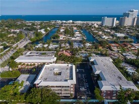 2420 SE 17th St, Unit 404C in Fort Lauderdale, FL - Building Photo