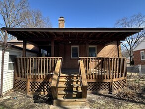 1475 W Duchesne Dr in Florissant, MO - Building Photo - Building Photo