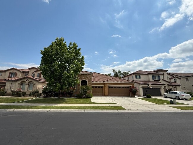 10405 Grizzly St in Bakersfield, CA - Building Photo - Building Photo