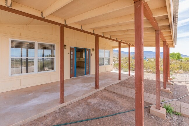 Home with Amazing Vews! in Alamogordo, NM - Building Photo - Building Photo
