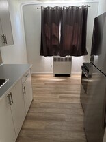 12940-12118 118 Ave NW in Edmonton, AB - Building Photo