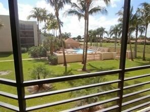 5800 Camino Del Sol in Boca Raton, FL - Foto de edificio - Building Photo