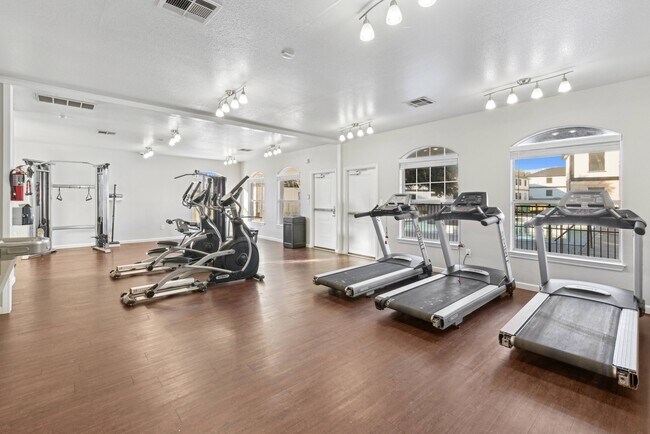 Huntington Meadows in Austin, TX - Foto de edificio - Building Photo